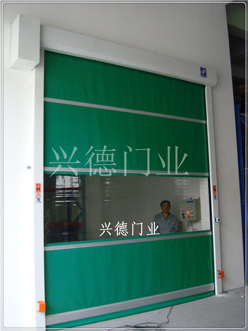 佛山工業(yè)滑升門(mén)